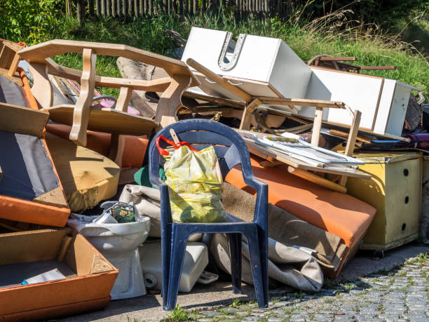 Best Attic Cleanout Services  in Mbria, CA